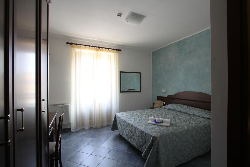 Country House Il Ponte Alba Adriatica Bagian luar foto